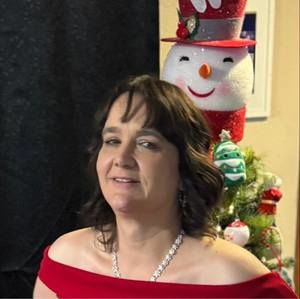 Meet your Posher, Julie